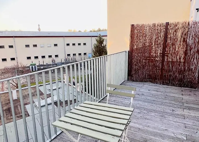 Modern Close To Subway & Vineyards Διαμέρισμα *